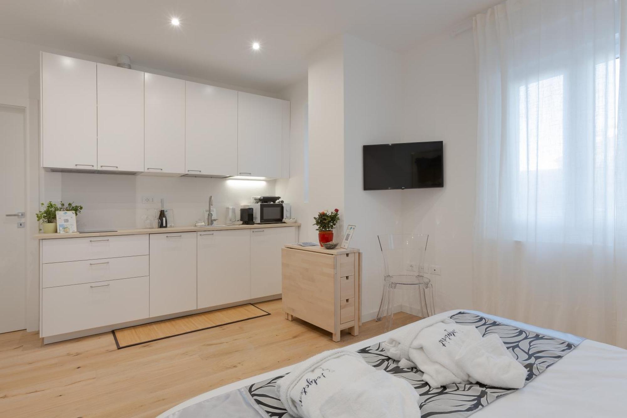 Alexander'S Nest Apartment Trieste Luaran gambar